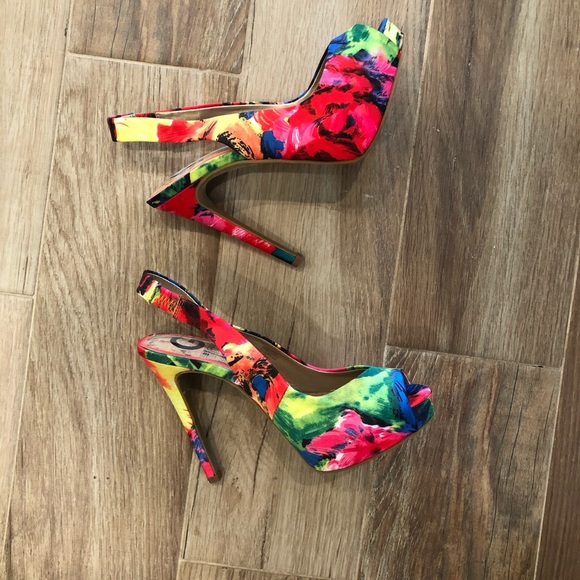 G by Guess Floral Heels - Picture 1 of 3
